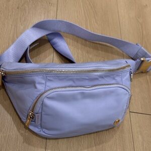 lululemon EveryWhere Belt Bag Extra Large 4L Metal Hardware Excellent Condition